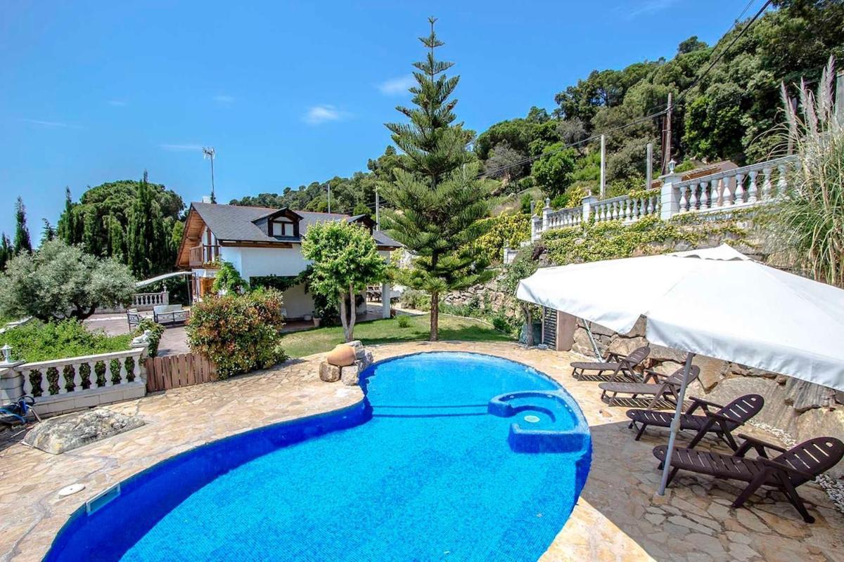 Catalunya Casas Swiss Style Villa Near Barcelona 10Min To Beach Sant Cebria de Vallalta Exterior photo