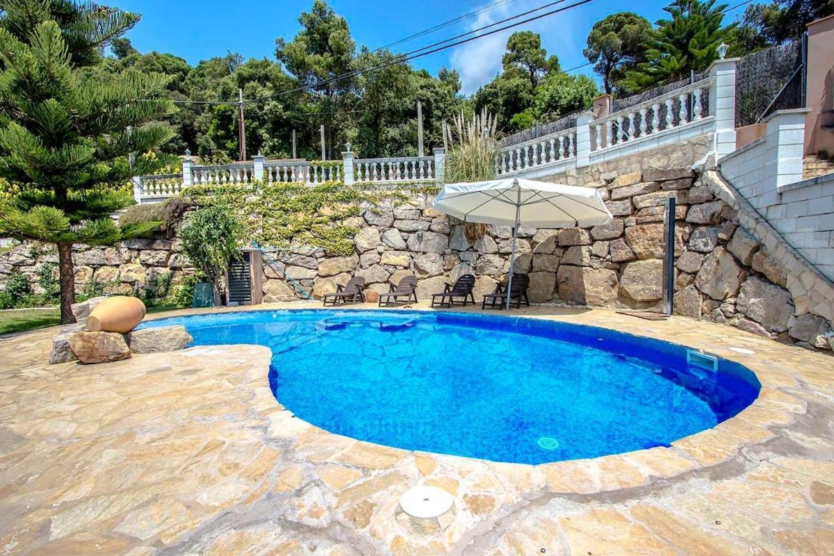 Catalunya Casas Swiss Style Villa Near Barcelona 10Min To Beach Sant Cebria de Vallalta Exterior photo